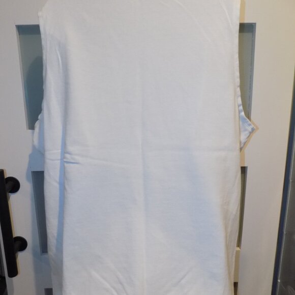 St. Johns Bay White Polo Sleeveless Shirt Size 2X Women's - Picture 3 of 3
